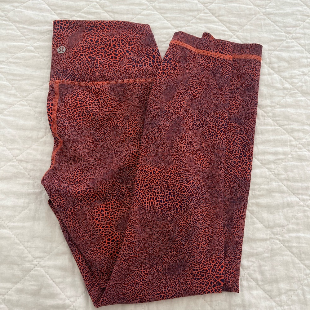 Lulu lemon leggings (size 6)